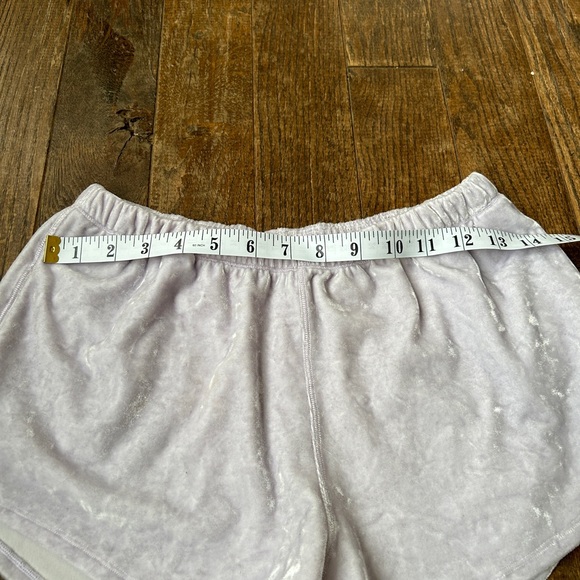 EUC Ivivia Girl’s Light Purple Shorts Sz 12 - Picture 4 of 7